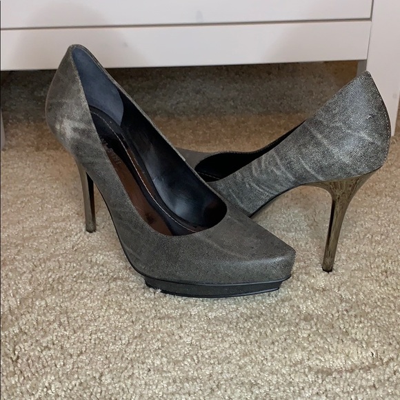 Gianni Bini Shoes - Gianni Bini gray heels with silver heels